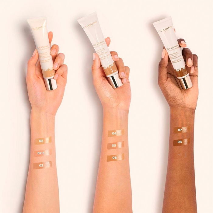 Clarins Skin Illusion Tinted Moisturizer tratamiento antiedad con color efecto glow SPF25 #03 40 ml Clarins Skin Illusion Tinted Moisturizer tratamiento antiedad con color efecto glow SPF25 #03 40 ml