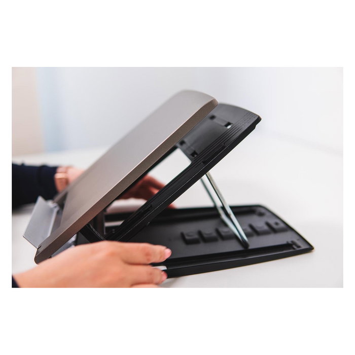 BakkerElkhuizen Ergo-Q 330 Circular BNEQ330C Soporte para Portátil Ajustable y Plegable para Pantallas de 33.8 cm a 43.2 cm, Negro y Gris, Material ABS y Acero, Capacidad 6 kg