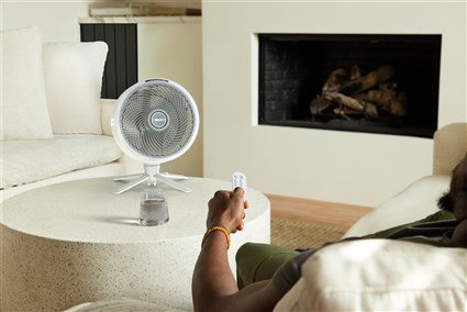 Shark FlexBreeze FA220EU - Ventilador de Piso y Mesa, Blanco, 5 Velocidades, 1600 m³/h, Oscilación 180°, Temporizador, Batería Recargable