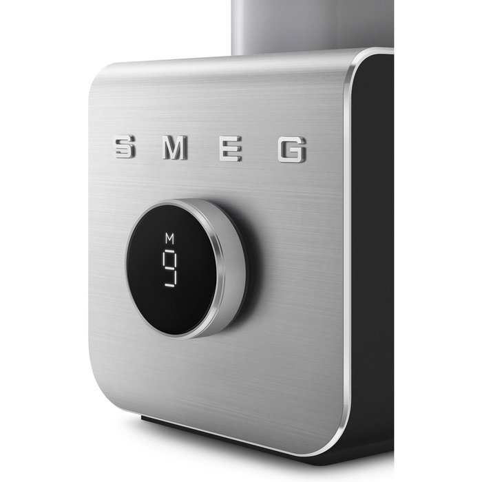 SMEG BLC01BLMEU Performance - Batidora de Vaso Profesional, 1.5 Litros, 9 Velocidades, Función Picahielos y Turbo, 1400W, Color Negro