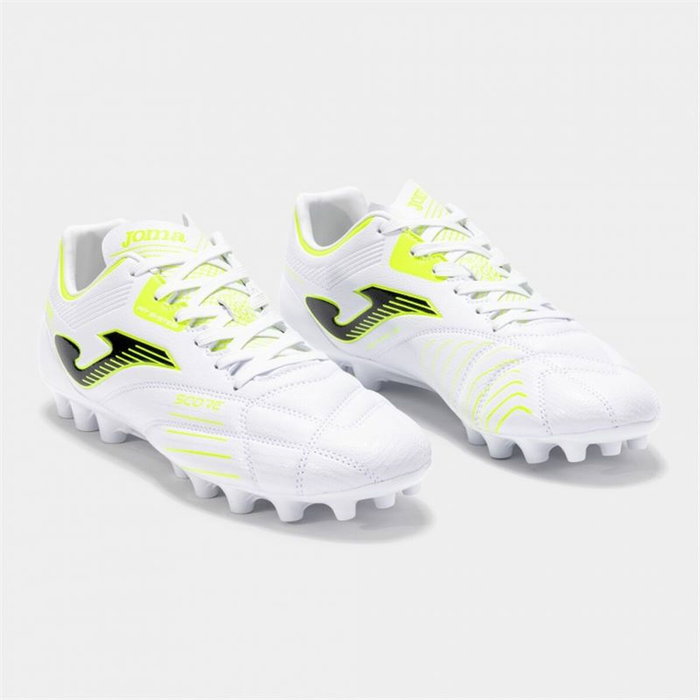Botas de Fútbol para Adultos Joma Sport Score 2402 Blanco