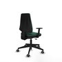 Silla de oficina Elche con mecanismo Contacto permanente básico tapizada con Tela color Verde botella. Equipada con Base piramidal negra, Brazos 1D y Ruedas 65 mm parqué