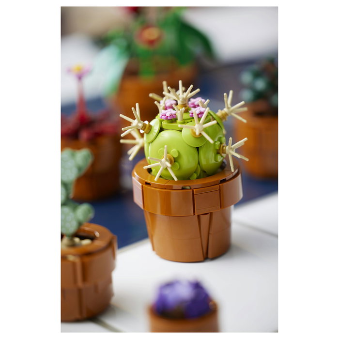 LEGO Icons Plantas Diminutas 10329