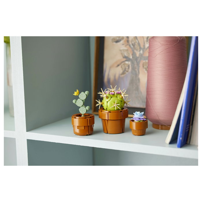 LEGO Icons Plantas Diminutas 10329