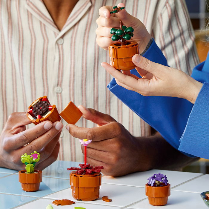 LEGO Icons 10329 Plantas Diminutas Set de Construcción Ornamental para Adultos