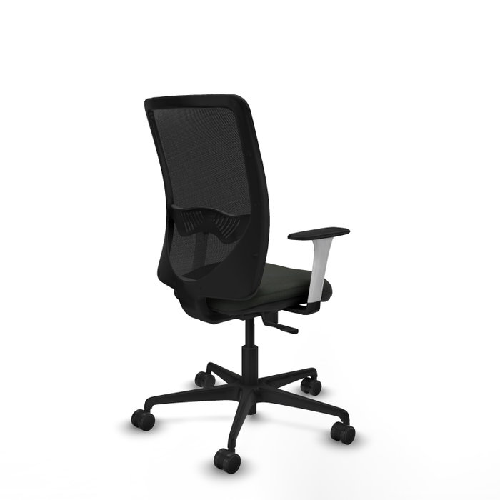 PIQUERAS Y CRESPO Silla de oficina Zulema con mecanismo Sincro y respaldo de malla PIQUERAS Y CRESPO Silla de oficina Zulema con mecanismo Sincro y respaldo de malla