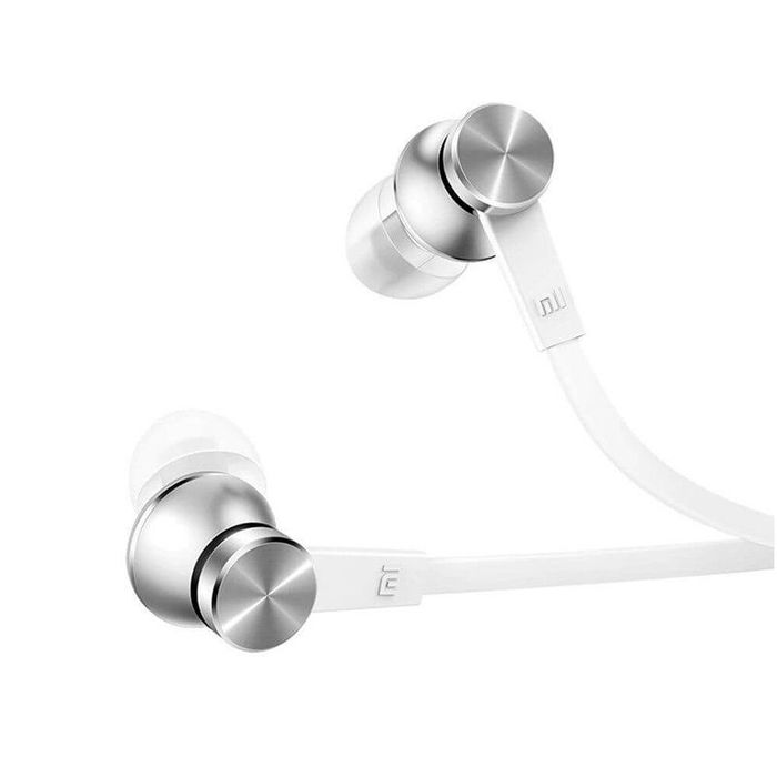 Xiaomi Mi In-Ear Headphones Basic - Auriculares intrauditivos, conector jack 3.5 mm, color plata, cable plano anti-enredos y resistente con Kevlar