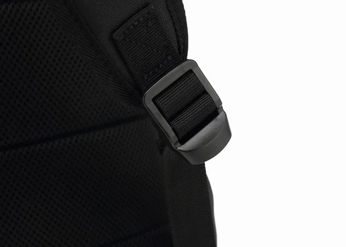 Coolbox COO-BAG15-2N Mochila para Portátil 15.6 Pulgadas (39.6 cm) Impermeable, Negro, con Compartimento para Tablet y Bolsillos para Accesorios