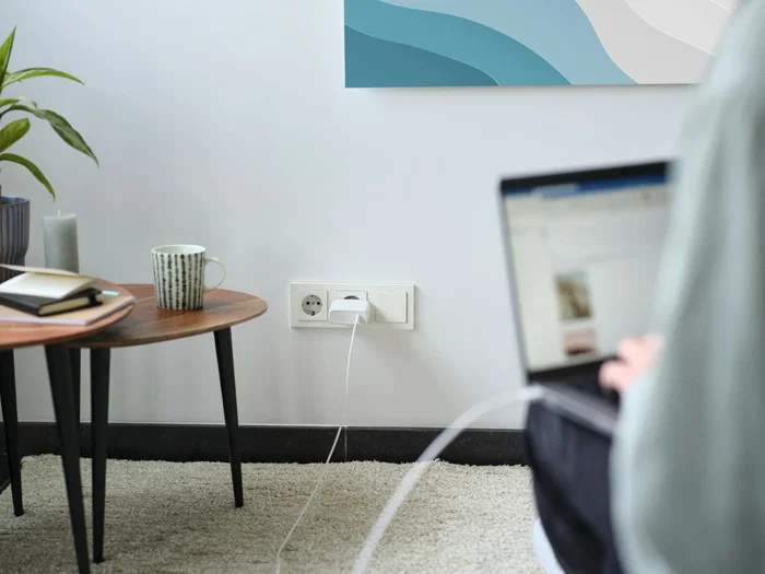 Trust Maxo Cargador Pared USB-C 100W (25140) con PD 3.0 y PPS, Blanco, Incluye Cable USB-C a USB-C de 2 Metros Trust Maxo Cargador Pared USB-C 100W (25140) con PD 3.0 y PPS, Blanco, Incluye Cable USB-C a USB-C de 2 Metros