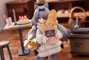 Decorated Life Collection Estatua PVC Tea Time Cats - Cat Town Bakery Staff & Customer Set 12 cm
