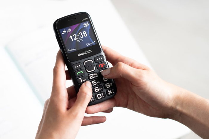 MAXCOM Teléfono Móvil 4G Senior con Base de Carga