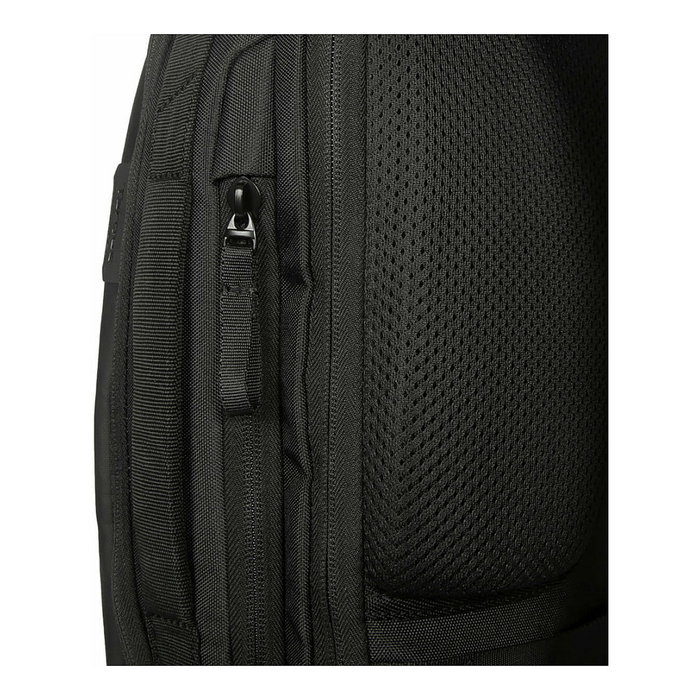 Targus Mochila Commuter EcoSmart para Portátil 16 Pulgadas Negro