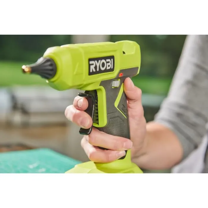 Ryobi Pistola de Pegamento RGLU18-0 - 18V - Indicador de Calentamiento - Variador de Velocidad en el Gatillo - 3 Barras de Pegamento Incluidas Ryobi Pistola de Pegamento RGLU18-0 - 18V - Indicador de Calentamiento - Variador de Velocidad en el Gatillo - 3 Barras de Pegamento Incluidas