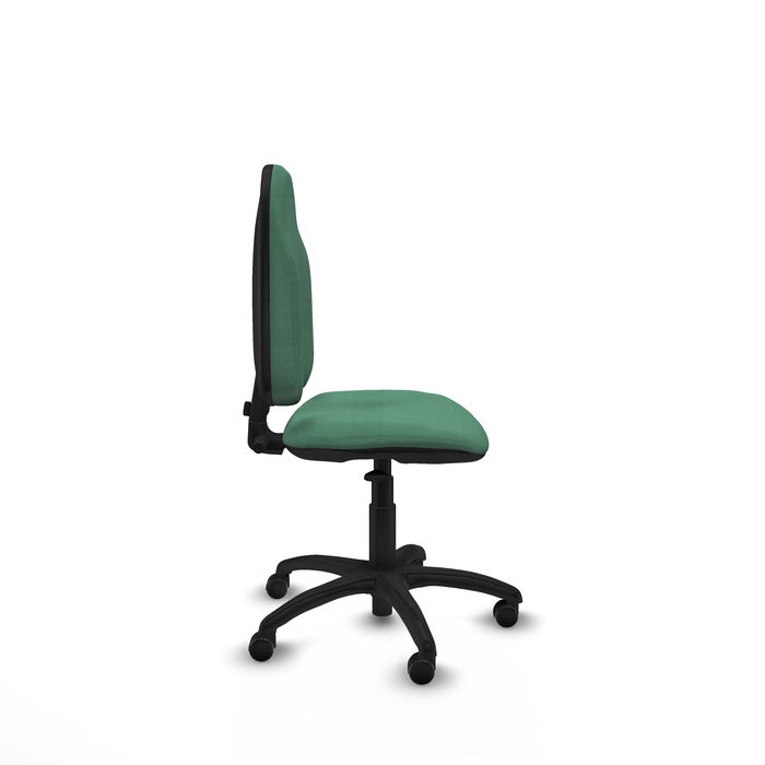 Silla de oficina Algarra con mecanismo Contacto permanente básico tapizada con Tela color Verde esmeralda. Equipada con Base poliamida negra, Sin brazos y Ruedas de parqué