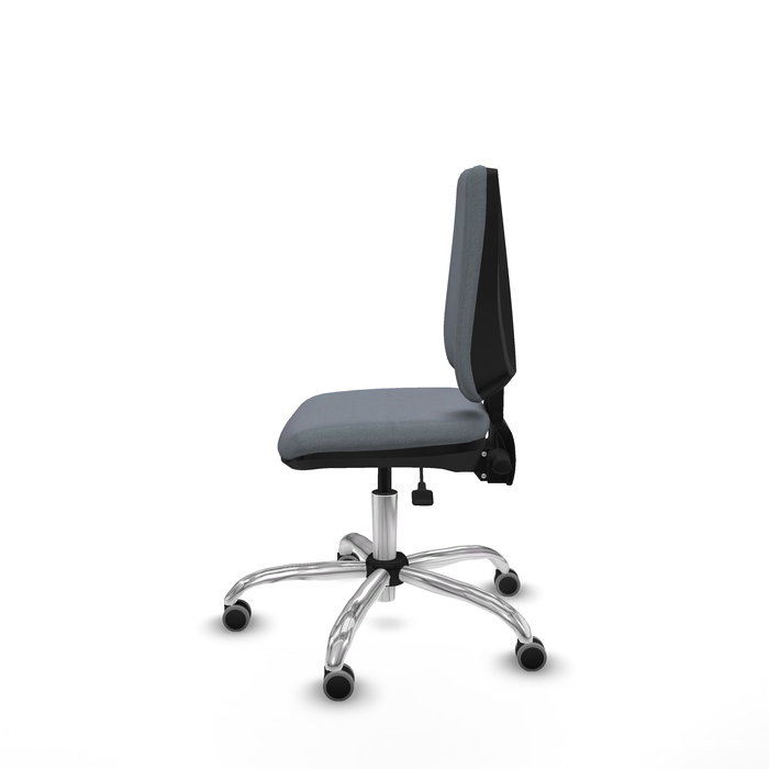 Silla de oficina Elche con mecanismo Asincro tapizada con Tela color Gris. Equipada con Base cromada, Sin brazos y Ruedas 65 mm parqué