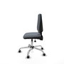 Silla de oficina Elche con mecanismo Asincro tapizada con Tela color Gris. Equipada con Base cromada, Sin brazos y Ruedas 65 mm parqué