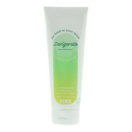 Victoria's Secret Invigorate Pink Loción corporal
