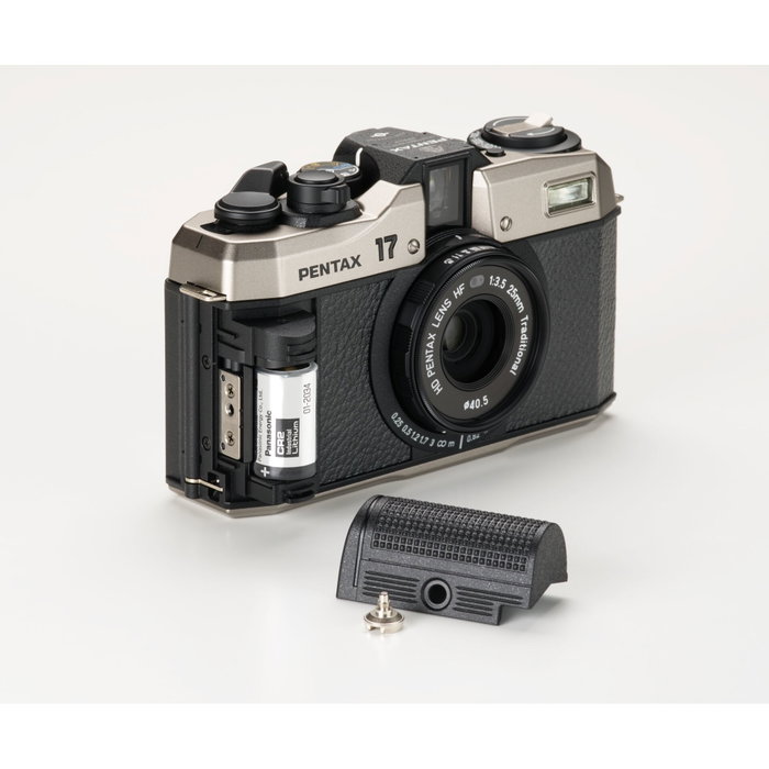 Pentax 17 Cámara Analógica de Medio Formato Silver / Black Pentax 17 Cámara Analógica de Medio Formato Silver / Black