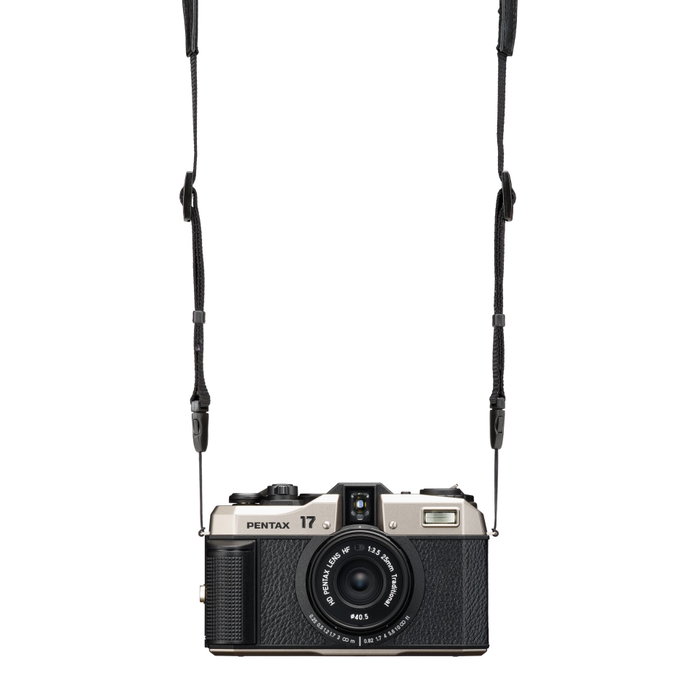 Pentax 17 Cámara Analógica de Medio Formato Silver / Black Pentax 17 Cámara Analógica de Medio Formato Silver / Black