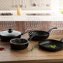 Quid Wok de Aluminio Estampado Hydra 28 cm Negro