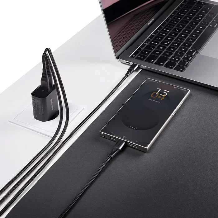 Intenso Cargador de Pared W30AC USB-A y USB-C 30 W Negro