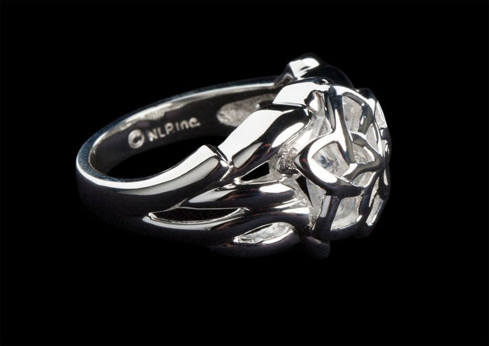 El Señor de los Anillos Anillo Nenya de Galadriel (Plata de ley) Talla 7.25