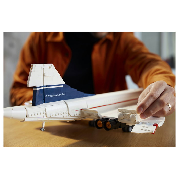LEGO Icons Concorde 10318 Juego de construcción para adultos 2083 piezas Multicolor