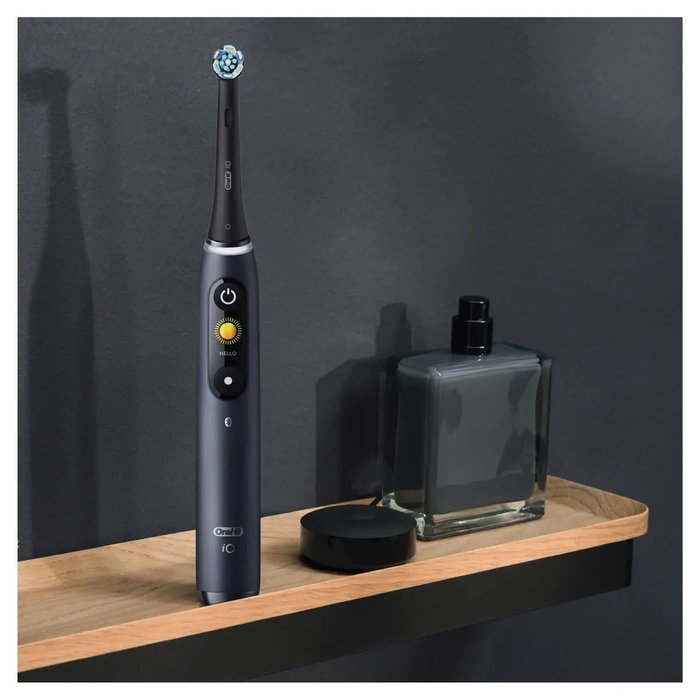 Oral-B iO Series 8N Black Onyx