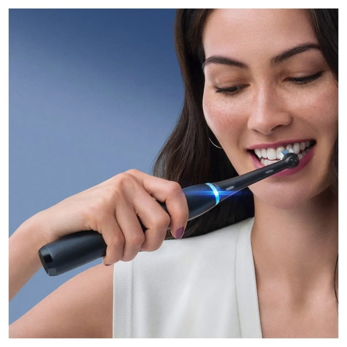 Oral-B iO Series 8N Black Onyx