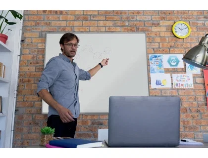 Nobo Pizarra Blanca Essence Melamina 240x120 cm No Magnética Marco Aluminio Nobo Pizarra Blanca Essence Melamina 240x120 cm No Magnética Marco Aluminio