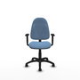 Silla de oficina Algarra con mecanismo Contacto permanente básico tapizada con Tela color Azul cielo. Equipada con Base poliamida negra, Brazos 1D y Ruedas autofrenantes