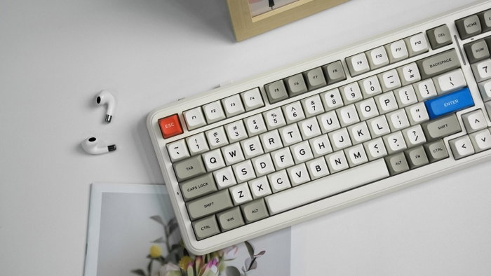 Mchose MC-K99V2-11 Teclado Mecánico Gamer 99 Teclas RGB Inalámbrico Bluetooth/USB-C Blanco Mchose MC-K99V2-11 Teclado Mecánico Gamer 99 Teclas RGB Inalámbrico Bluetooth/USB-C Blanco