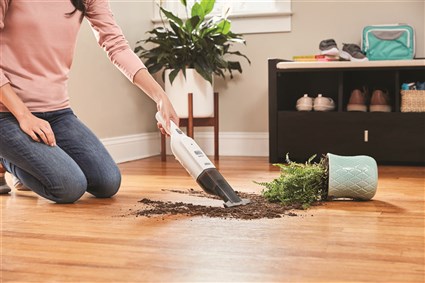 Black+Decker HLVC-315J11 Recogetodo Pelícano 12V con Boquilla Retráctil y Batería de Litio