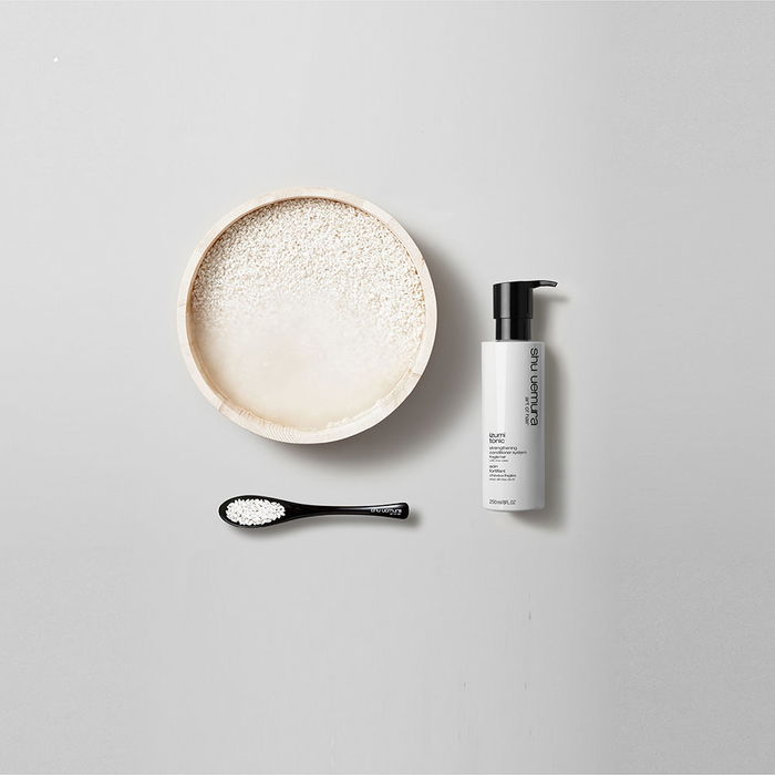 Shu Uemura IZUMI TONIC Strengthening Conditioner System Acondicionador Fortalecedor Cabello Débil 250 ml Shu Uemura IZUMI TONIC Strengthening Conditioner System Acondicionador Fortalecedor Cabello Débil 250 ml
