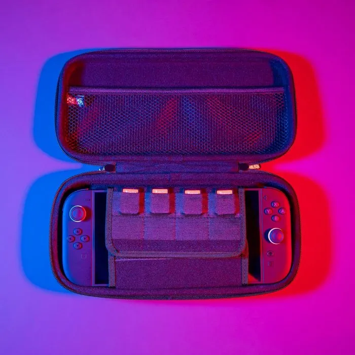 Konix Estuche Protector y Transporte para Nintendo Switch 2, Diseño Luffy Gear 5 Morado - AABUX57594