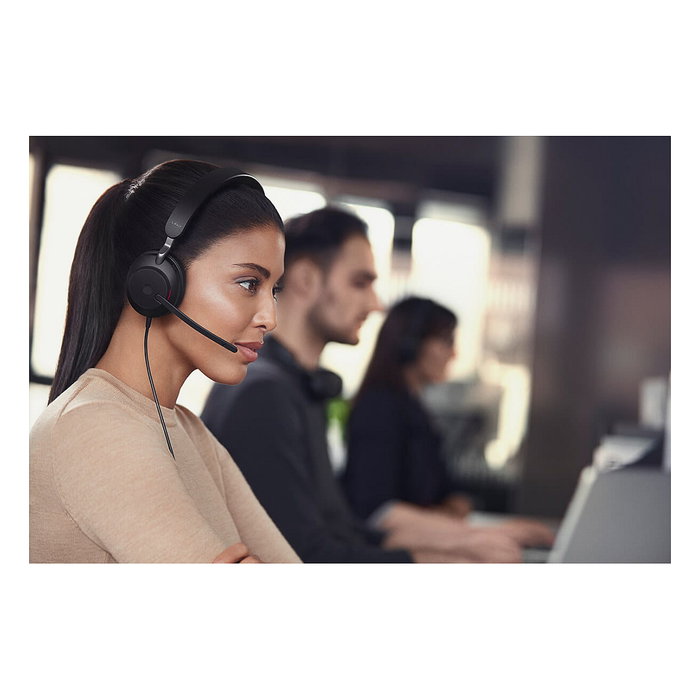 Jabra Evolve2 40 SE USB-C/A UC Auriculares con Diadema Estéreo para Oficina, Cancelación de Ruido, Micrófono Boom, Negro
