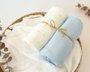 KioKids Set de 2 Muselinas Petit Moments Azul, Blanco y Estampado 120x120 cm