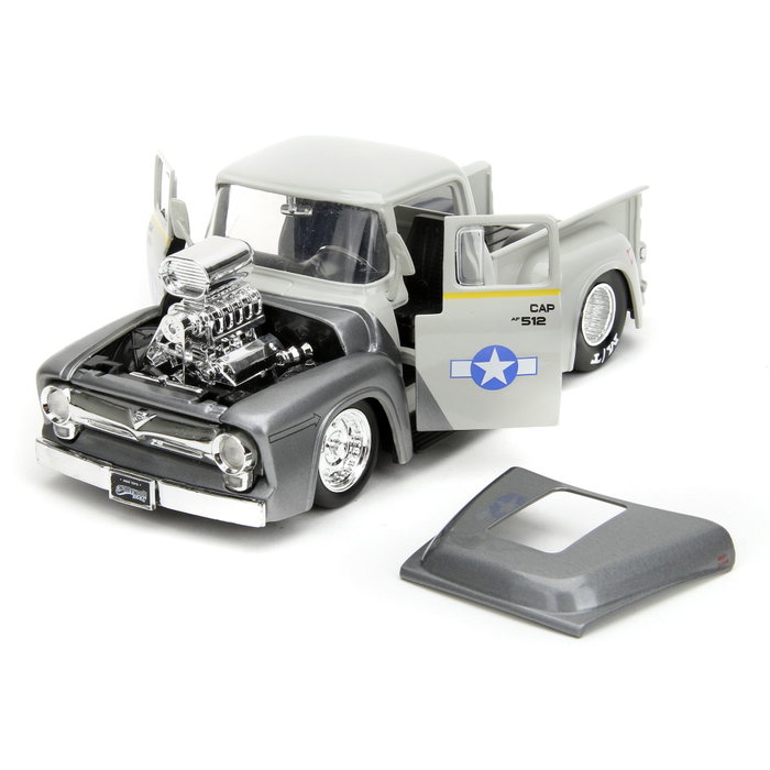 Jada Street Fighter 1956 Ford Pickup 1:24 con figura de Guile Jada Street Fighter 1956 Ford Pickup 1:24 con figura de Guile