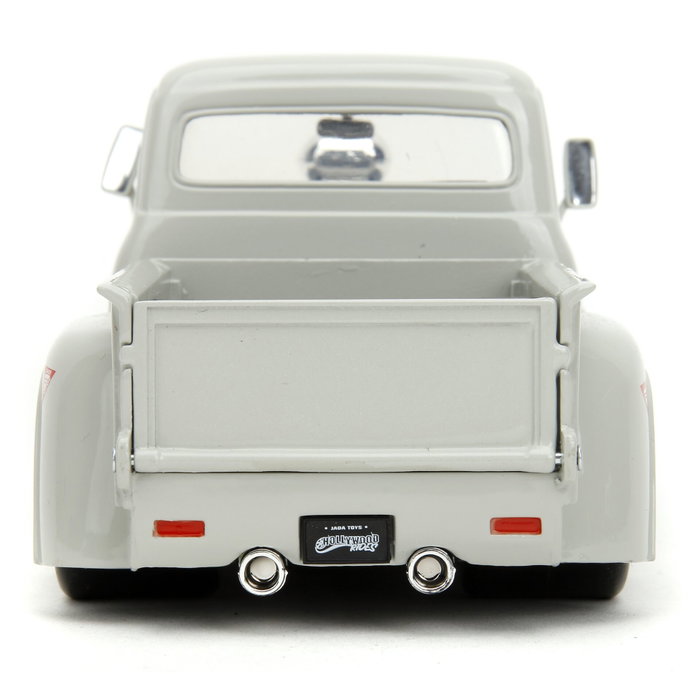 Jada Street Fighter 1956 Ford Pickup 1:24 con figura de Guile Jada Street Fighter 1956 Ford Pickup 1:24 con figura de Guile