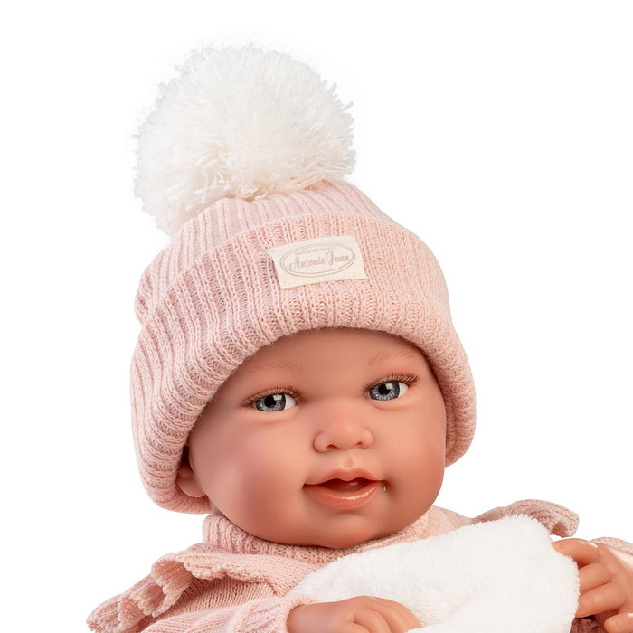 Antonio Juan Muñeca Recién Nacida Pipa con colcha de 42 cm, idioma español y otros, para 3+ años