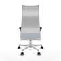 Sillón Albacete con mecanismo Sincro tapizada con Similpiel color Azul y malla color Blanco. Equipado con Base poliamida blanca, Brazos 1D y Ruedas 65mm nailon