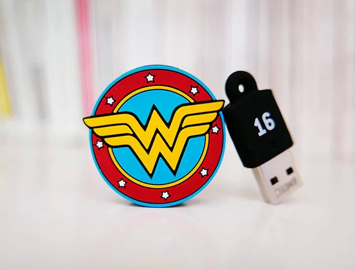 Emtec Memoria USB 16 GB USB 2.0 Collector Wonder Woman