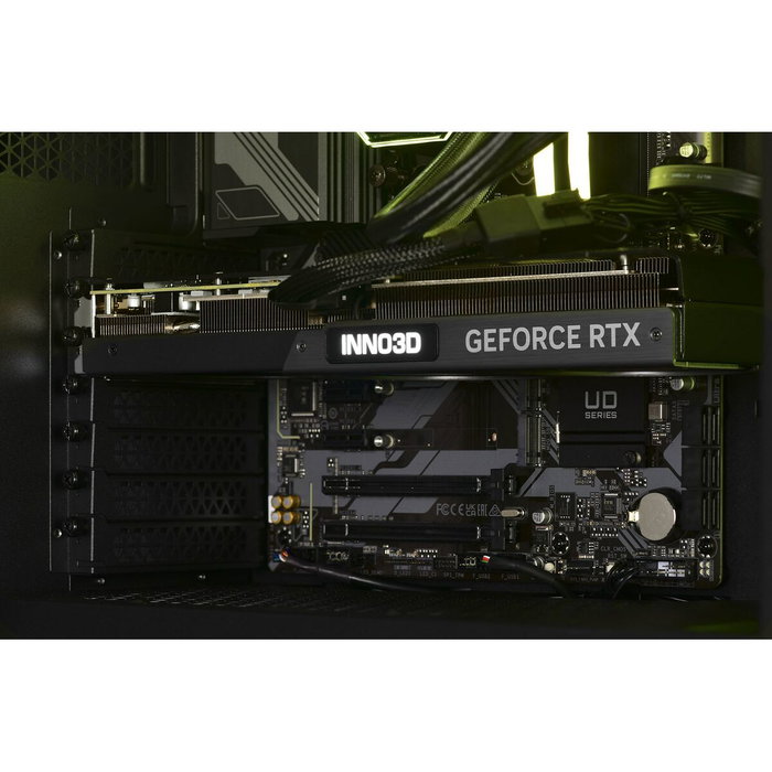 PC de Sobremesa Actina KOMAAAGIP1479 AMD RADEON RX 7800 XT AMD Ryzen 7 7800X3D 32 GB RAM 2 TB SSD