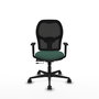 Silla de oficina Jorquera con mecanismo Sincro/Traslack tapizada con Tela color Verde botella y malla color Negro. Equipada con lumbar 1D, Brazos 1D y Ruedas 65mm nailon