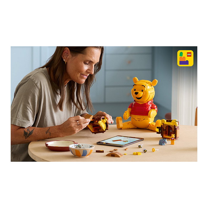 LEGO Disney 43300 Winnie the Pooh Set de Construcción Multicolor de 1399 piezas