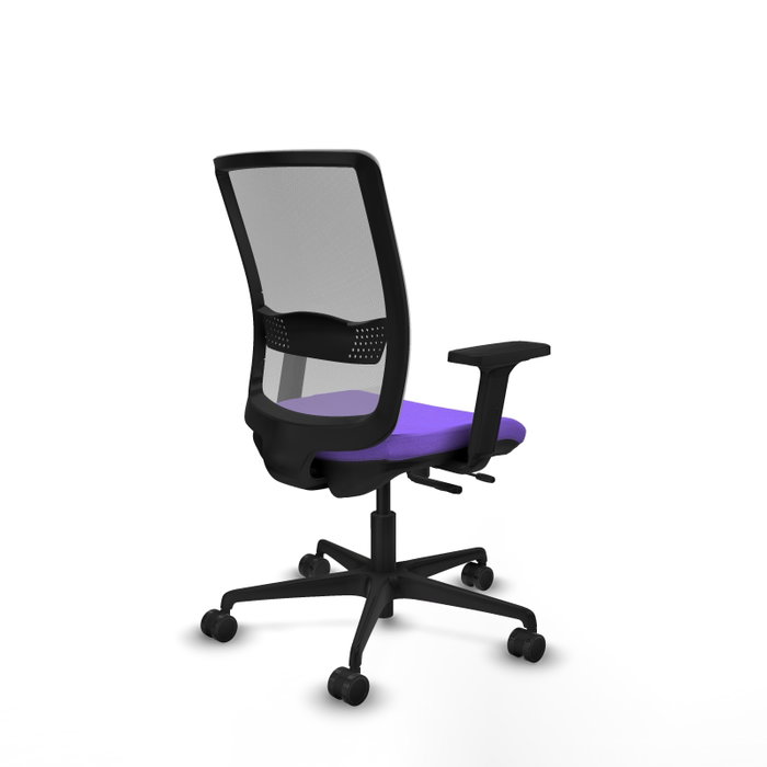 Silla de oficina Haches con mecanismo Sincro/Traslack tapizada con Tela color Lila y malla color Gris. Equipada con lumbar 1D, Brazos 2D y Ruedas 65mm nailon Silla de oficina Haches con mecanismo Sincro/Traslack tapizada con Tela color Lila y malla color Gris. Equipada con lumbar 1D, Brazos 2D y Ruedas 65mm nailon
