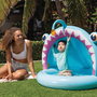 Intex Piscina Infantil Angler Fish 58400/58419Np Hinchable 127x102x86 Cm con Parasol 3D para Bebés +12 Meses