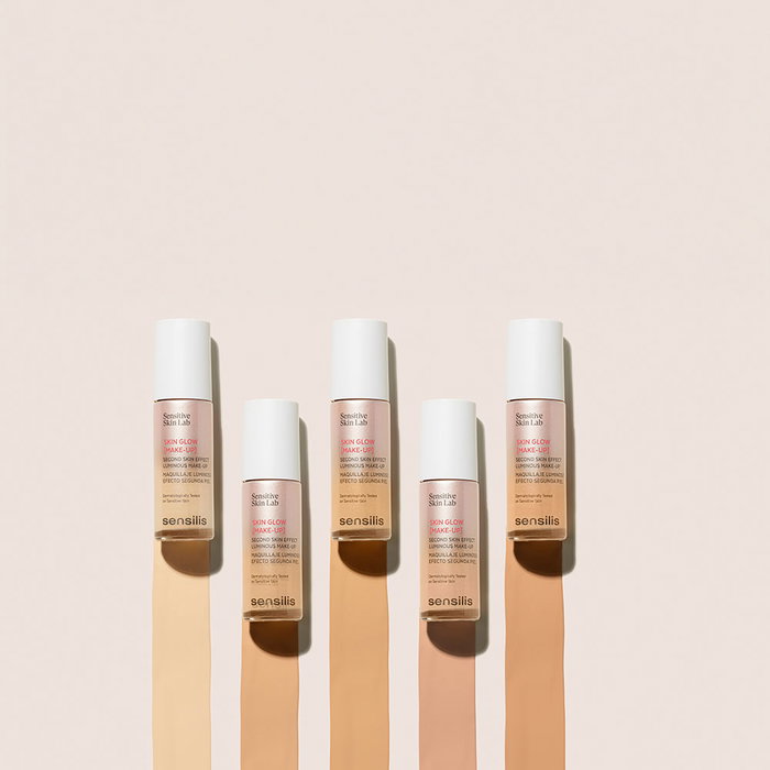 SENSILIS Skin Glow Makeup Base de Maquillaje Luminosa #05-Pêche Doré - Para Todo Tipo de Pieles, Efecto Segunda Piel, 30 ml