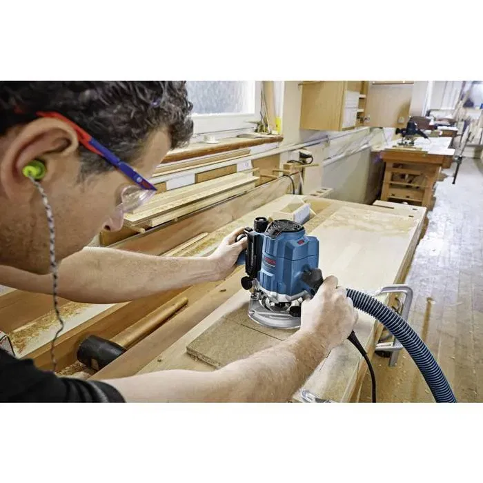 Bosch Professional Router GOF 1250 CE L-Boxx Enrutador de inmersión con ajuste micrométrico de profundidad y control ergonómico