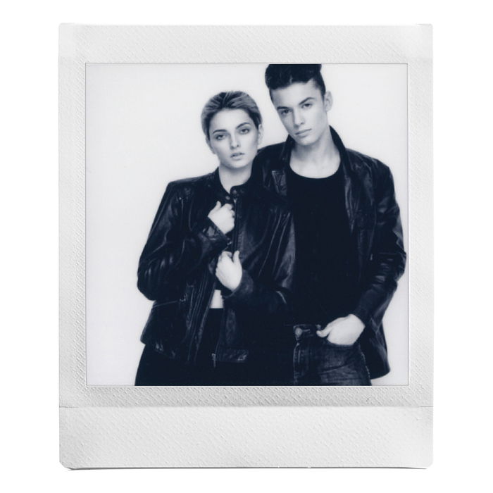 FUJIFILM Instax Square Film Monochrome, Película en Blanco y Negro, 10 Hojas, Compatible con SQ10, SQ6, SQ1 (1)